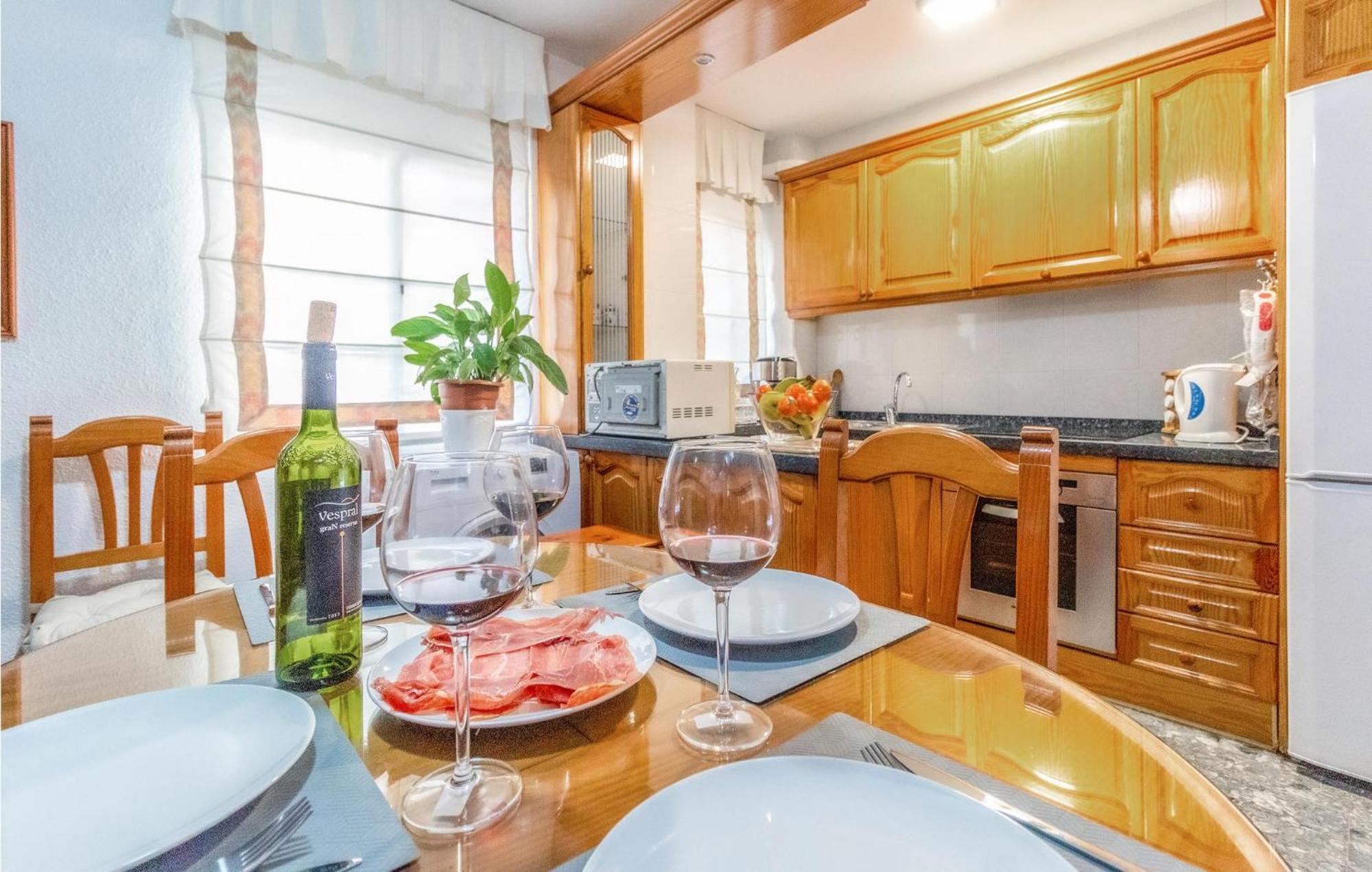 Stunning Home In Mlaga With 2 Bedrooms And Wifi Málaga Dış mekan fotoğraf